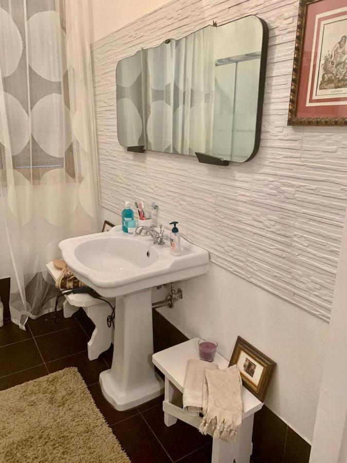 Casa Caterina In Centro Apartman Sindia Kültér fotó