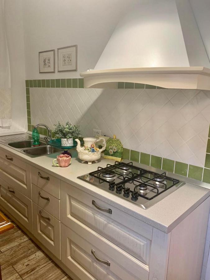 Casa Caterina In Centro Apartman Sindia Kültér fotó