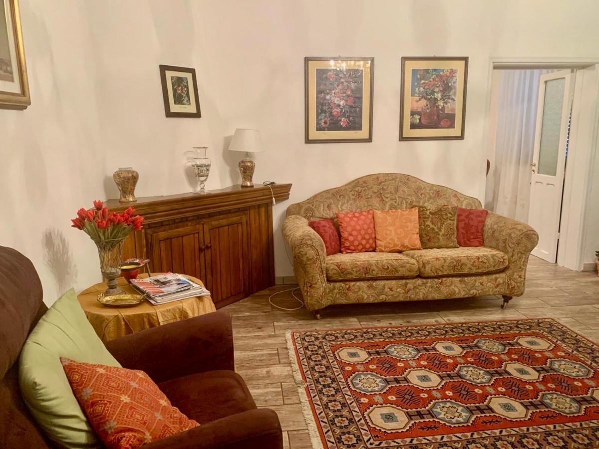 Casa Caterina In Centro Apartman Sindia Kültér fotó